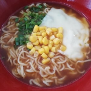 コーンチーズラーメン